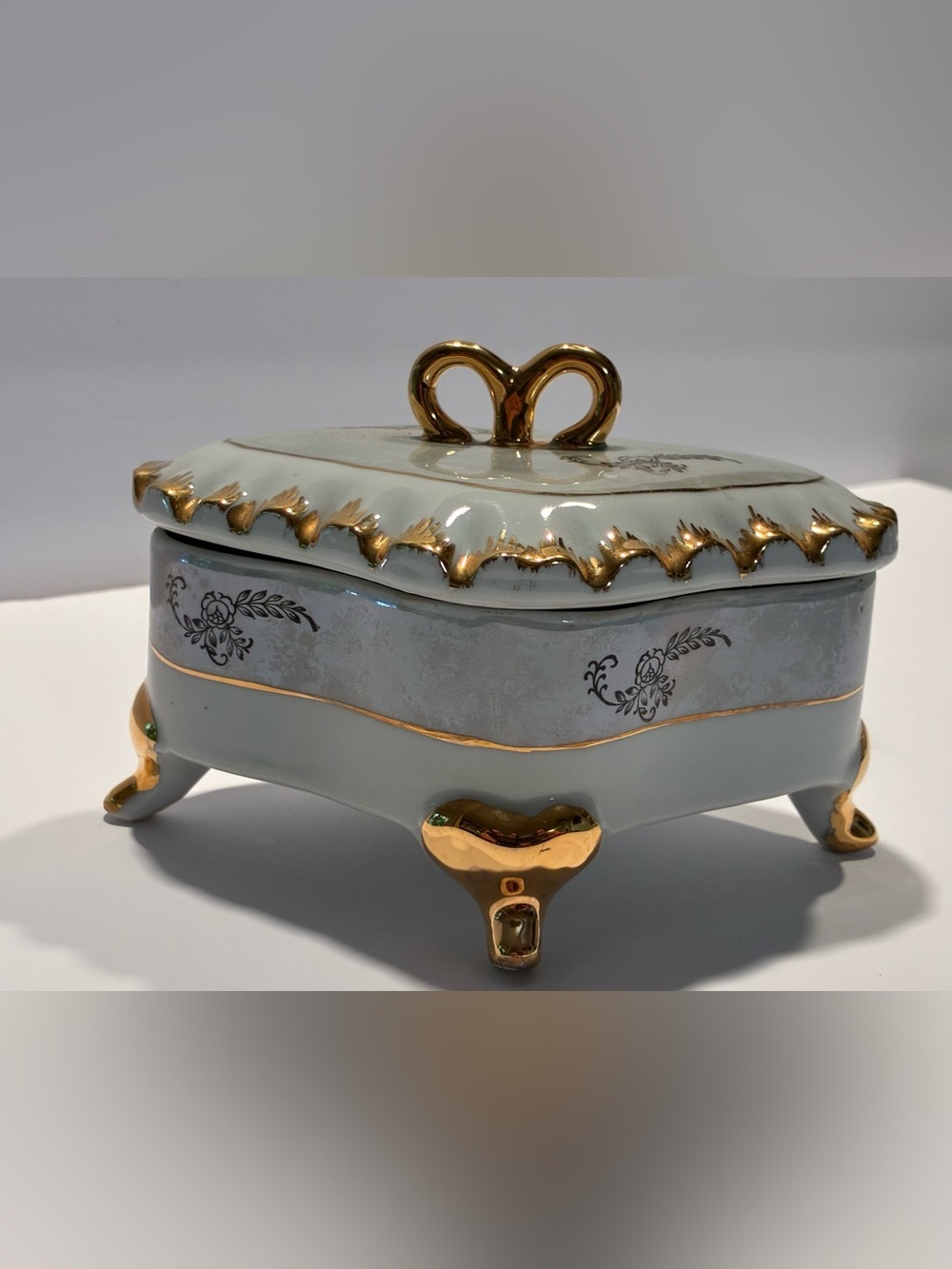Vintage Jugoporcelan Titov Veles Yugoslavia Porcelain Trinket Jewelry Box